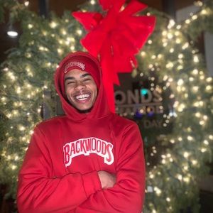 Meet your Posher, Raymond